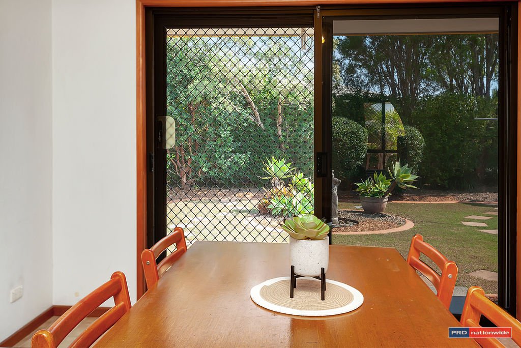 7 Courser Court BURLEIGH WATERS 13