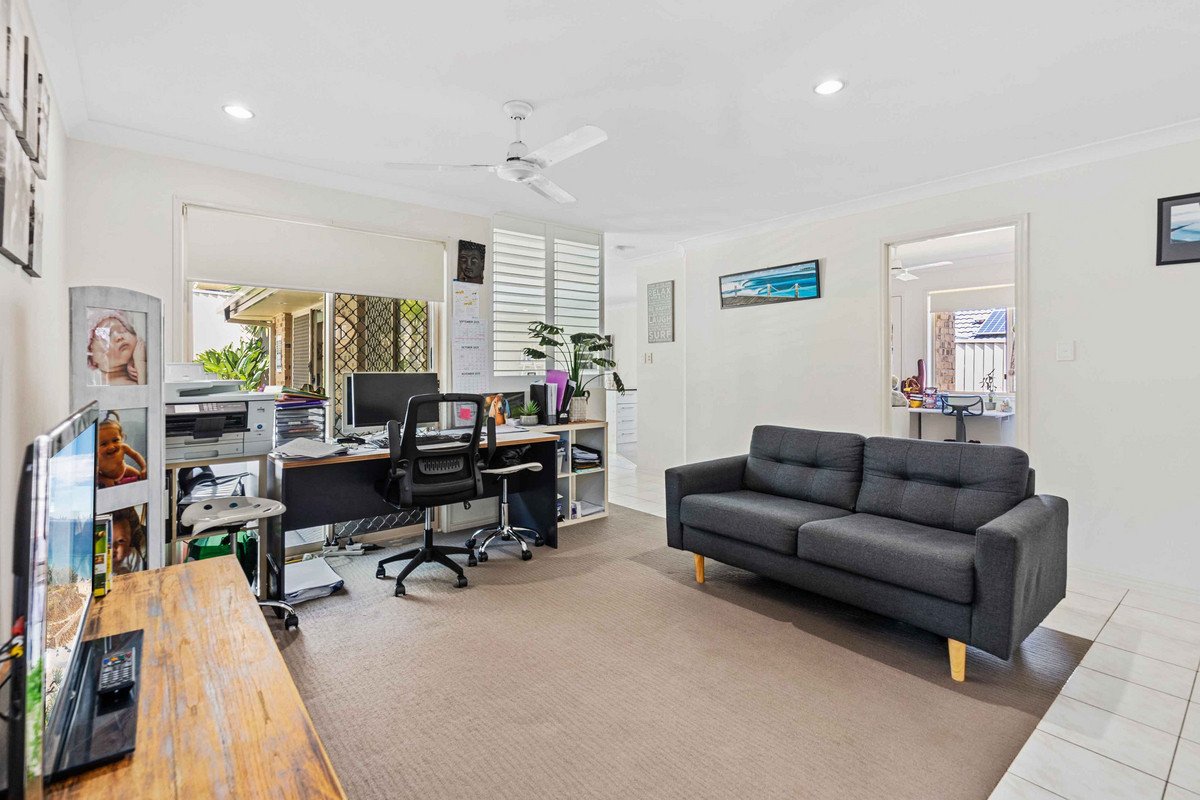 7 Cowell Drive Burleigh Heads 11