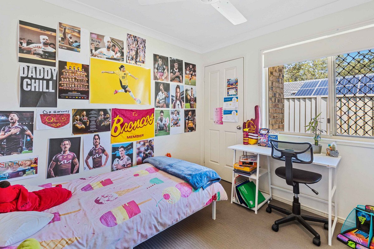 7 Cowell Drive Burleigh Heads 13