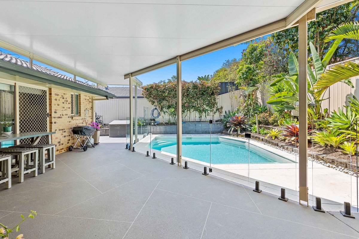 7 Cowell Drive Burleigh Heads 15