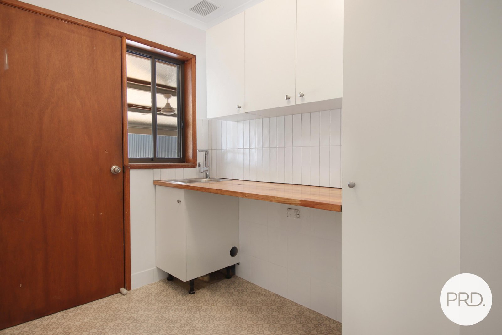 7 Crackenback Street THURGOONA 9