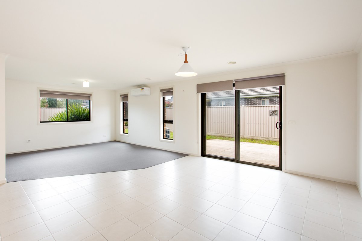 Gallery: 7 Creekstone Drive