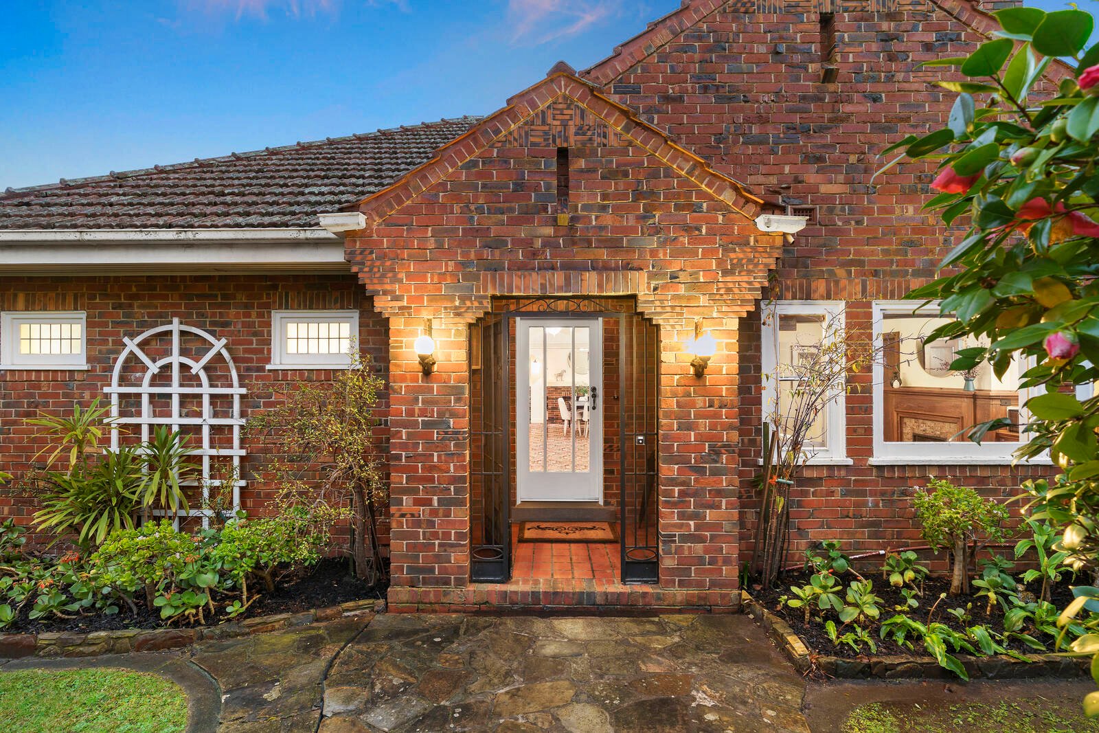 Real Estate and Property in 7 Crest Avenue, Deepdene, VIC