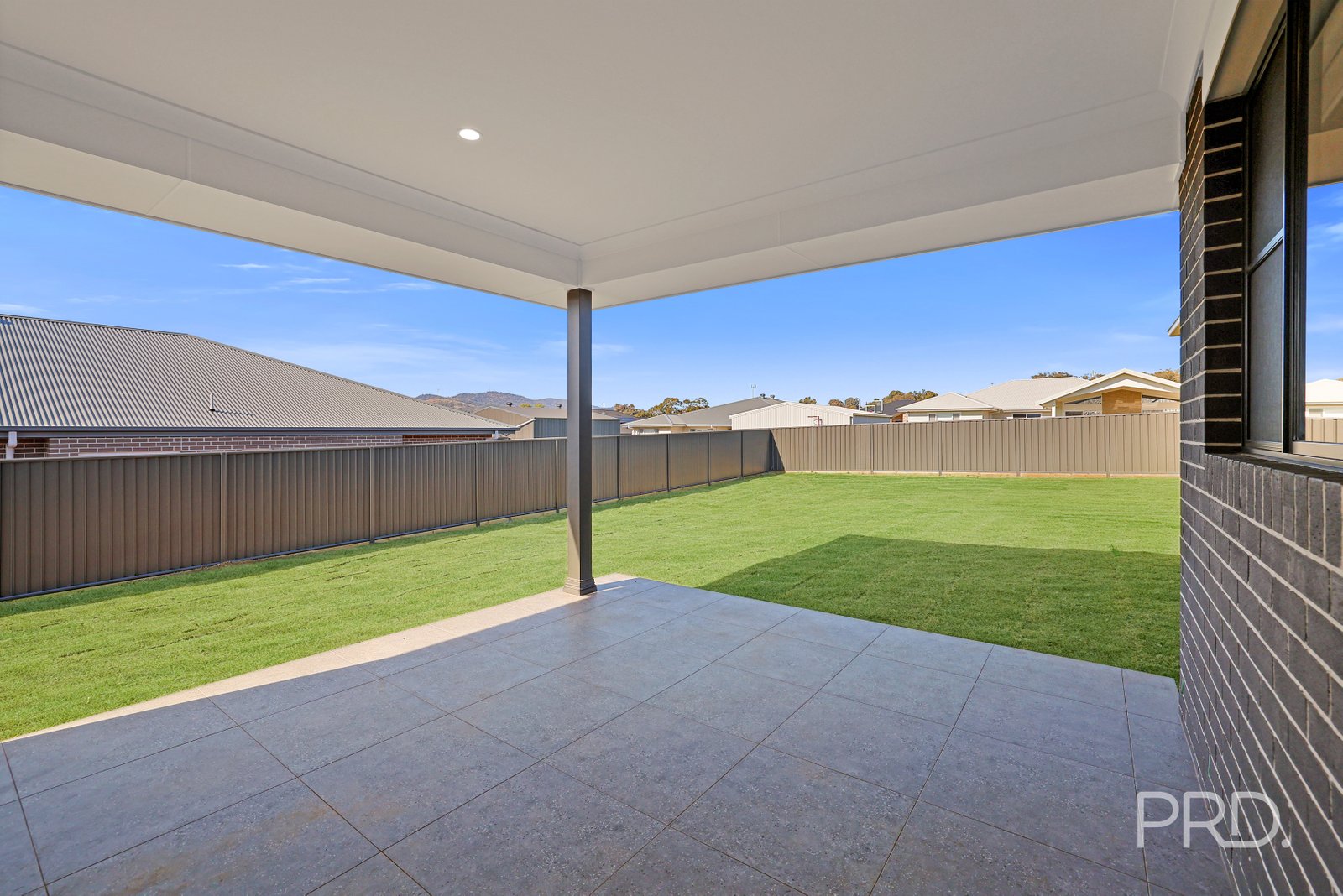 7 Crested Avenue TAMWORTH 28