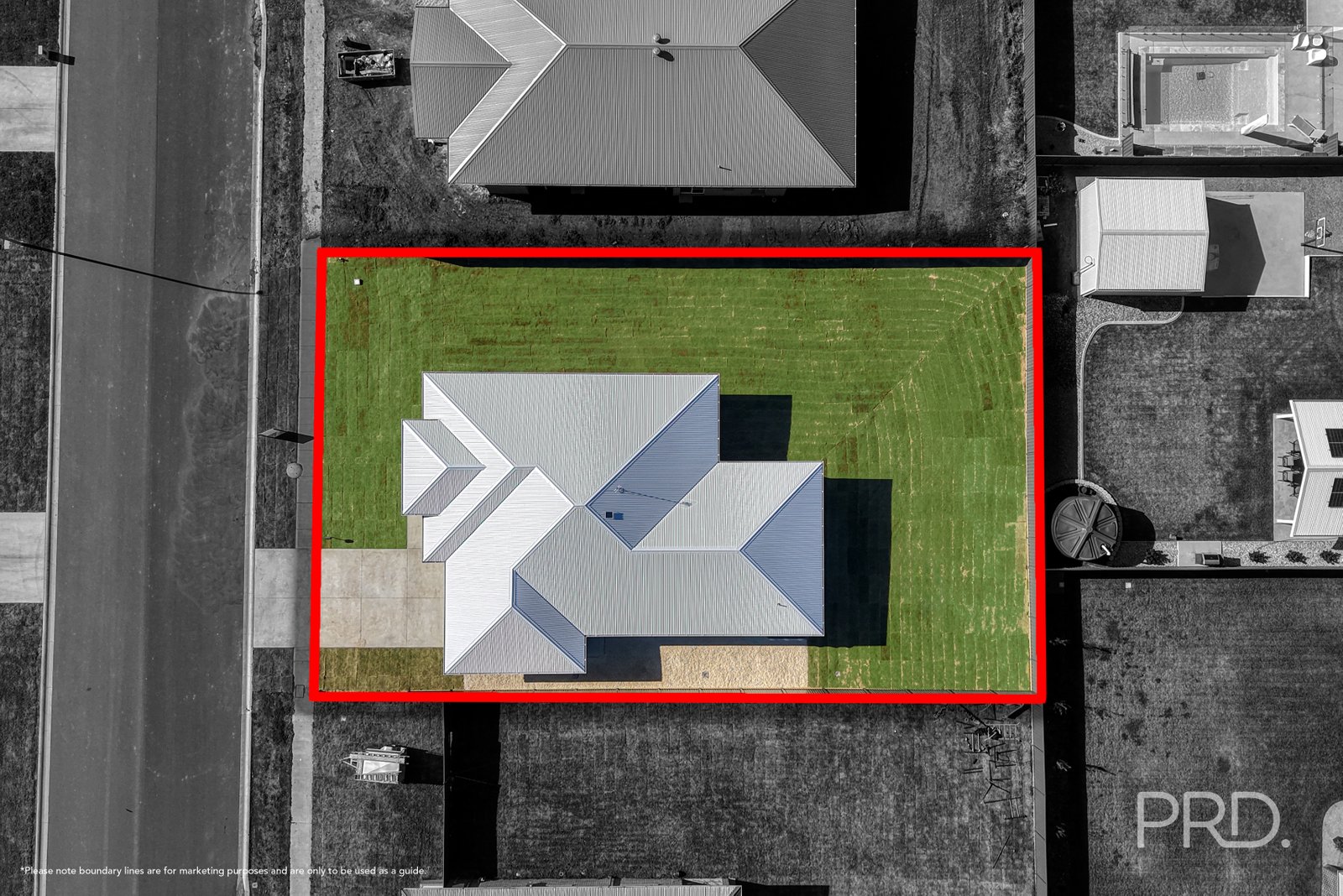 7 Crested Avenue TAMWORTH 31