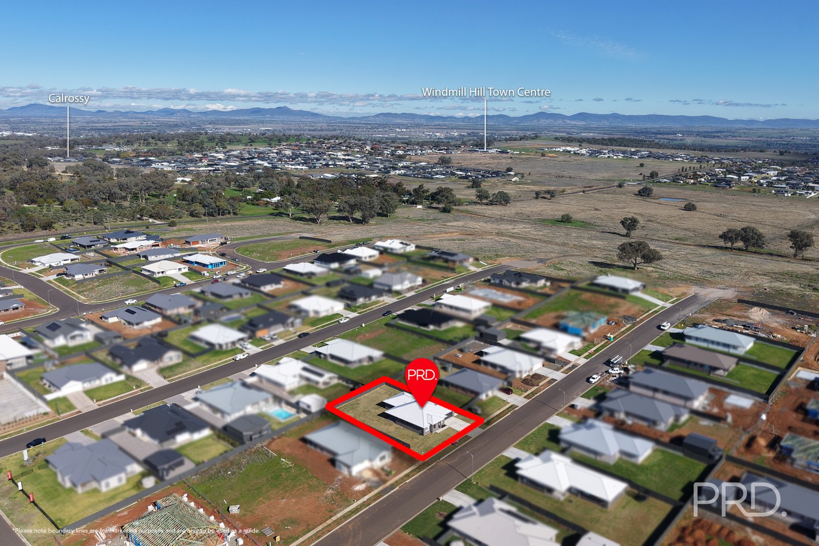 7 Crested Avenue TAMWORTH 33