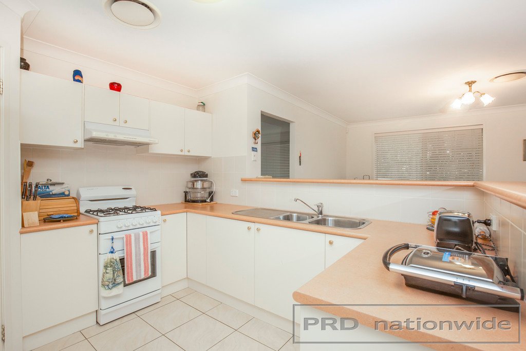 7 Crofton Avenue TENAMBIT 2