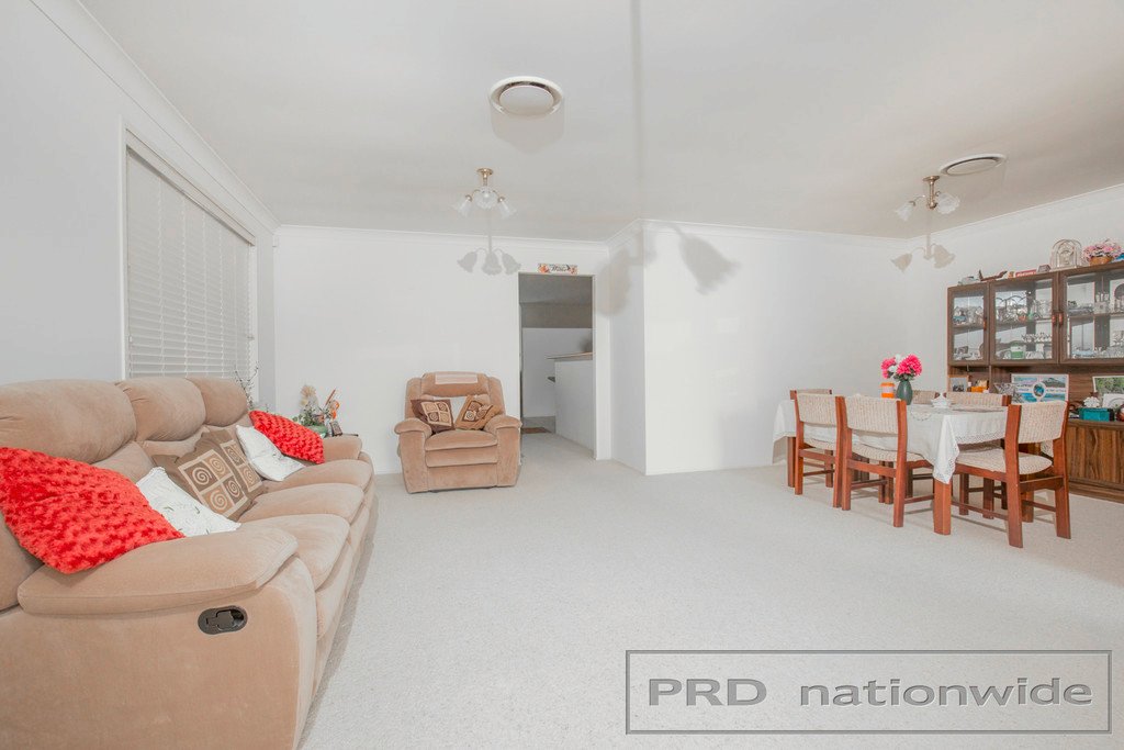 7 Crofton Avenue TENAMBIT 12