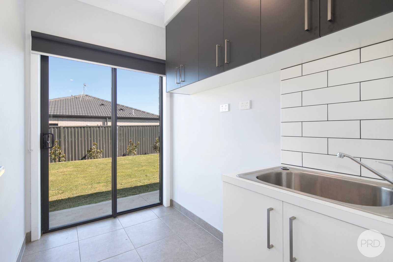 7 Cropley Street LUCAS 12