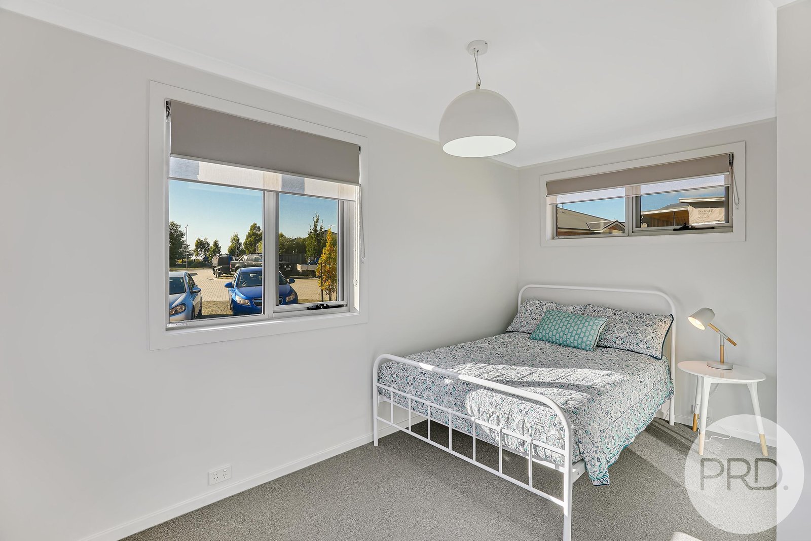 7 Crossin Court CHIGWELL 14