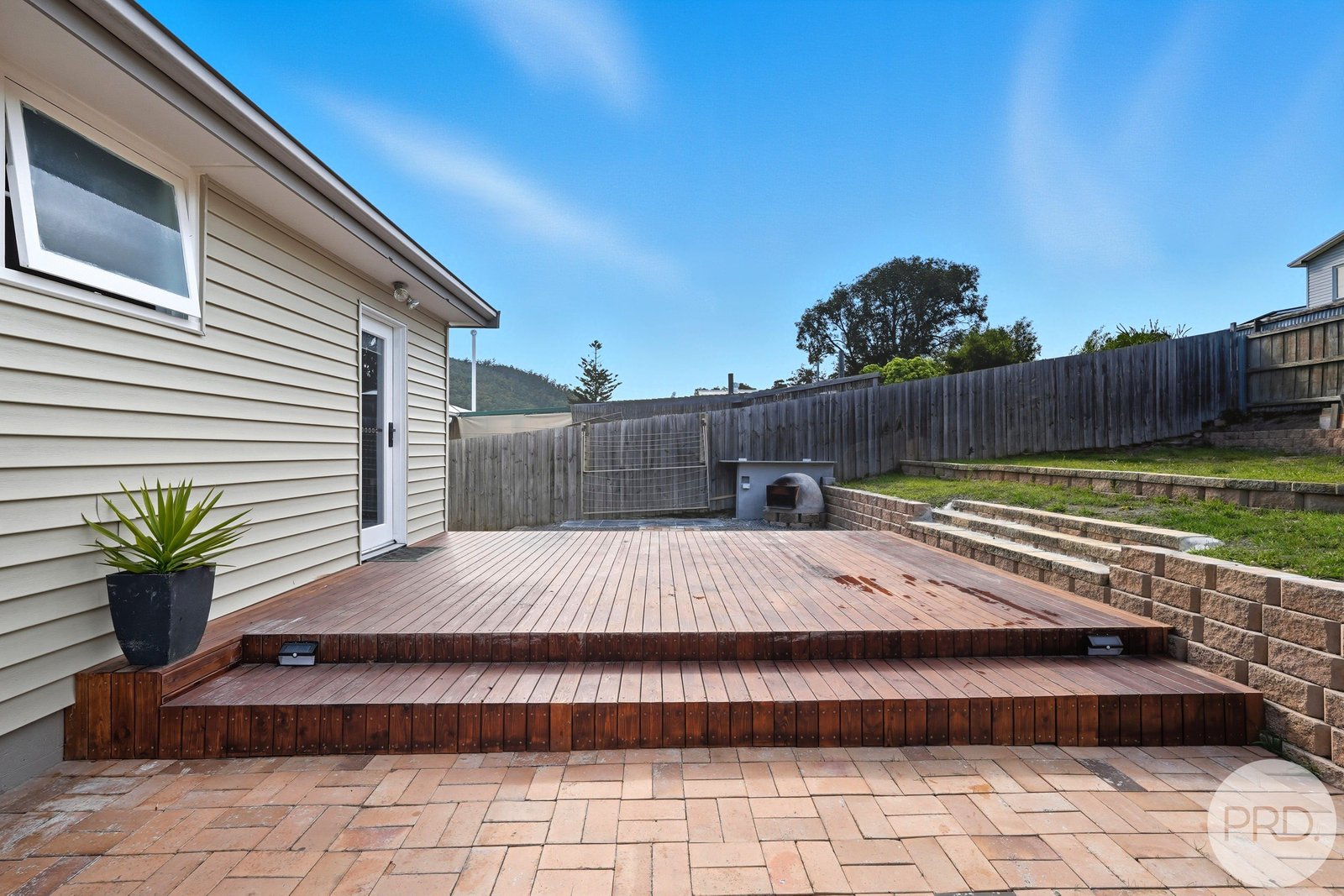 7 Currajong Street MORNINGTON 12