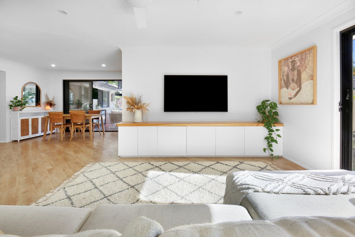 7 Currant Street Elanora 8