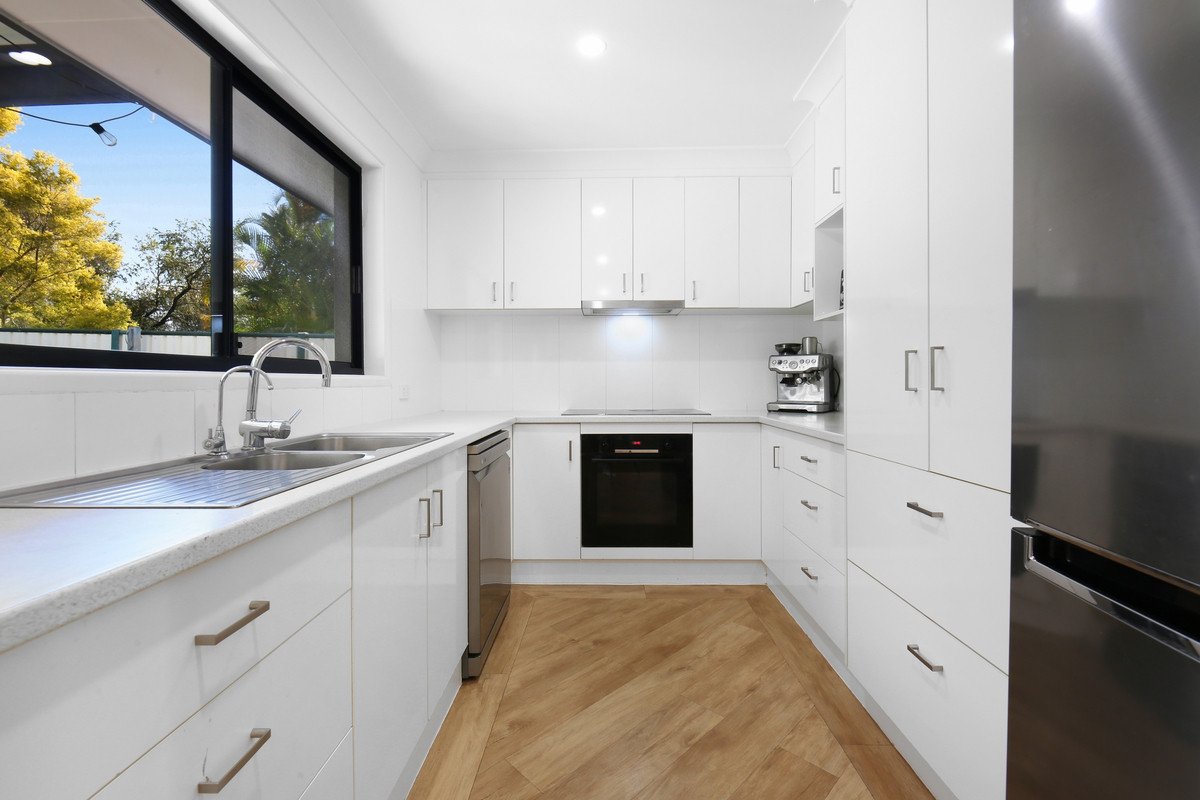 7 Currant Street Elanora 12