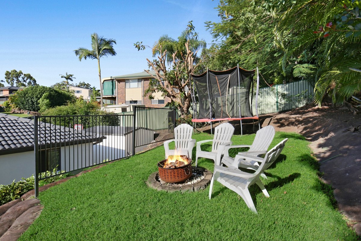 7 Currant Street Elanora 28