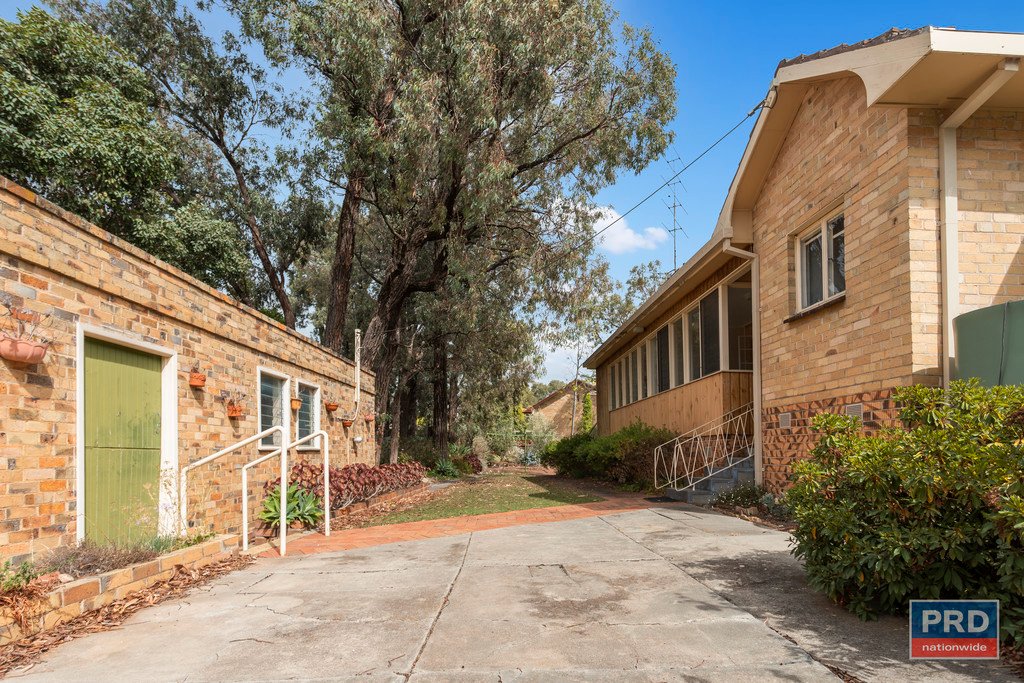 7 Dale Street KENNINGTON 9