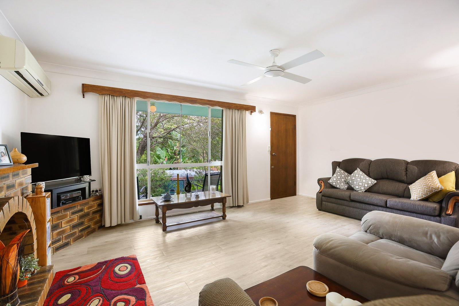 7 Dampier Court MOLENDINAR 6