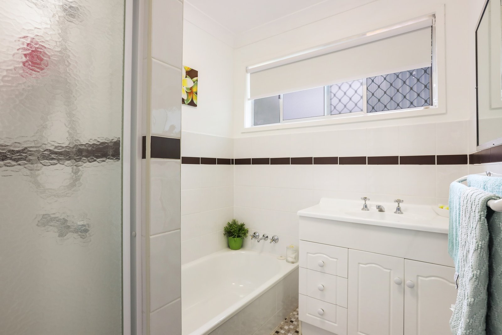 7 Dampier Court MOLENDINAR 10