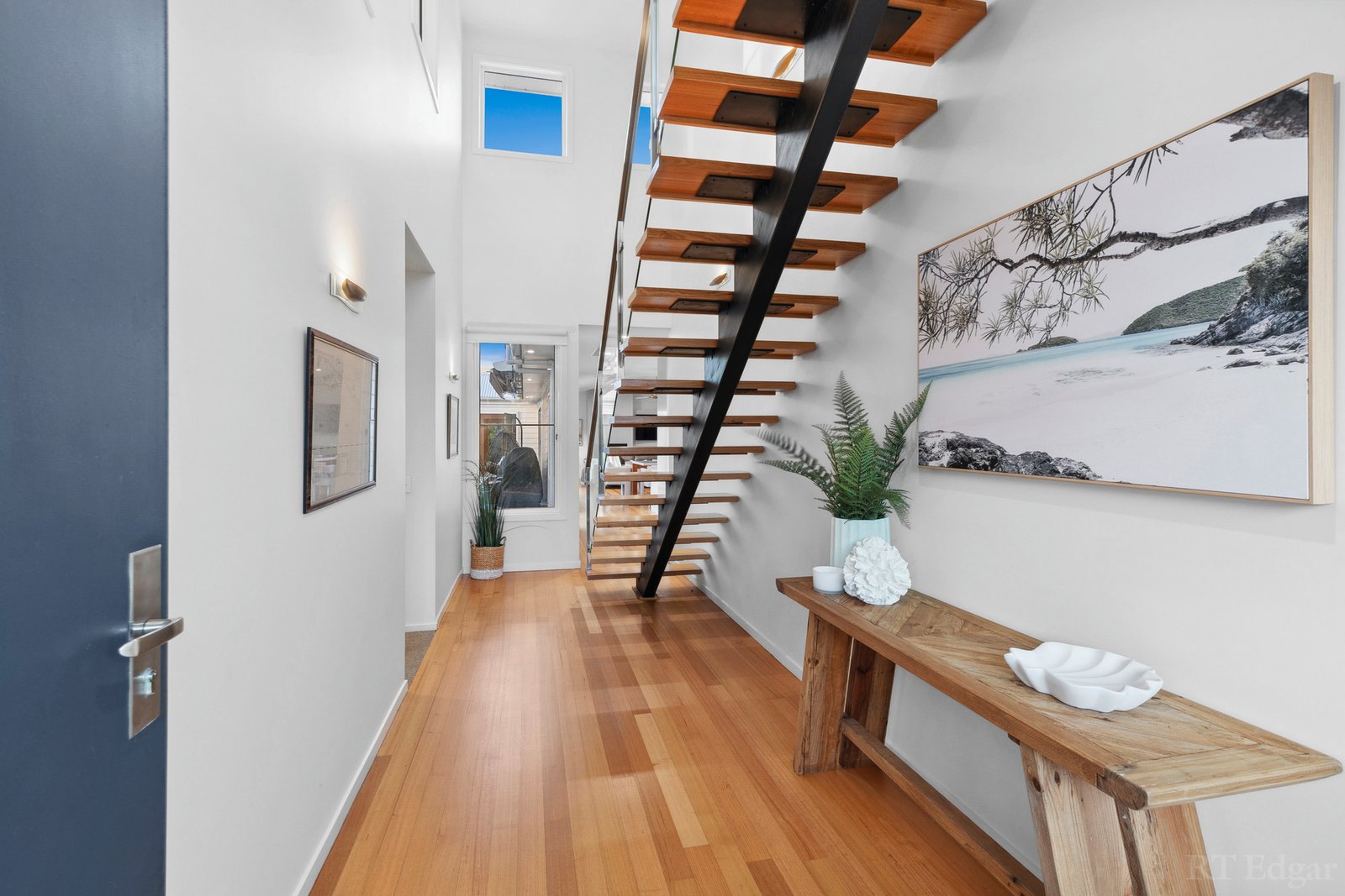 Real Estate and Property in 7 Dare Street, Ocean Grove, VIC