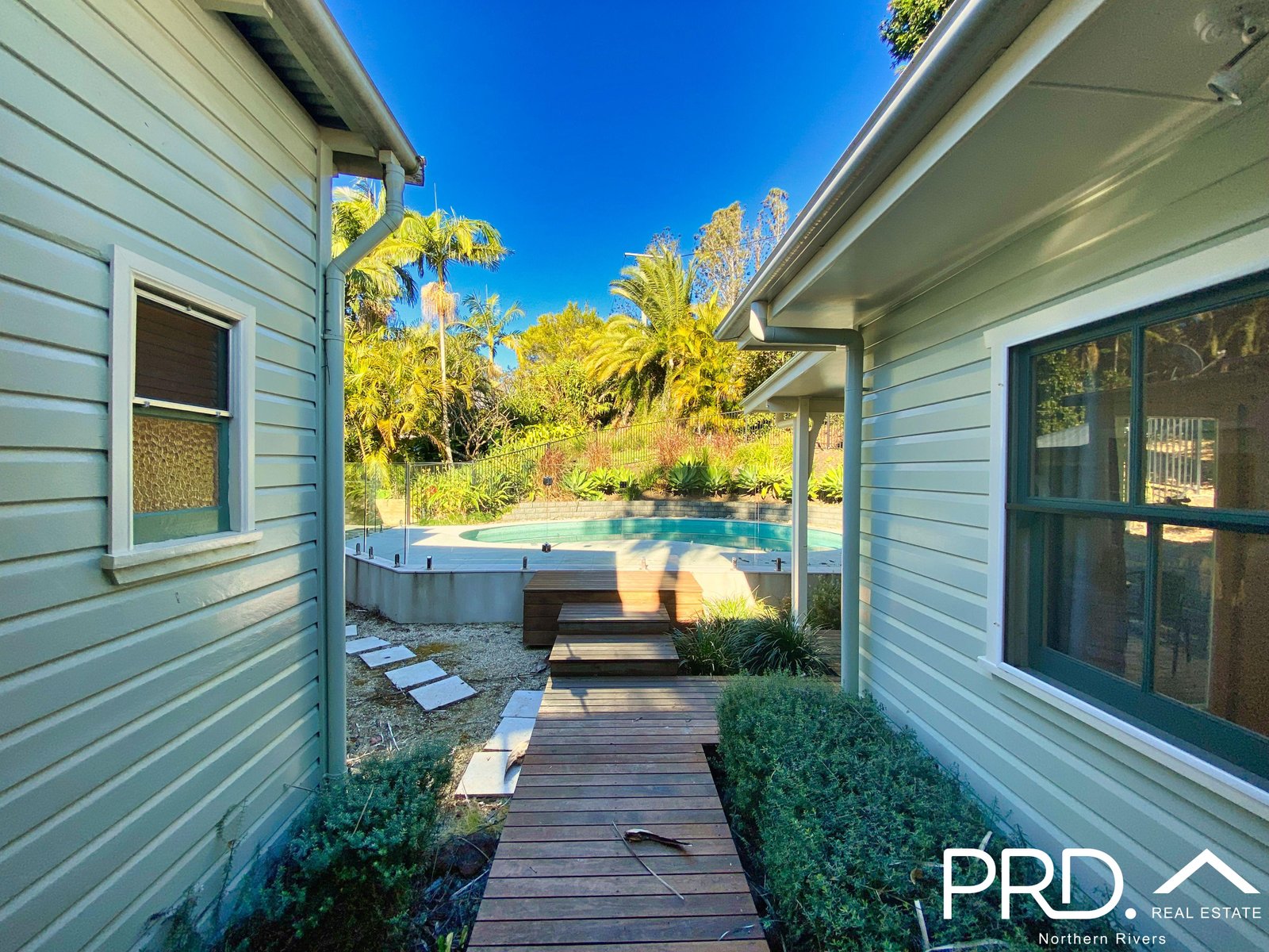 7 Darsham Street GIRARDS HILL 23