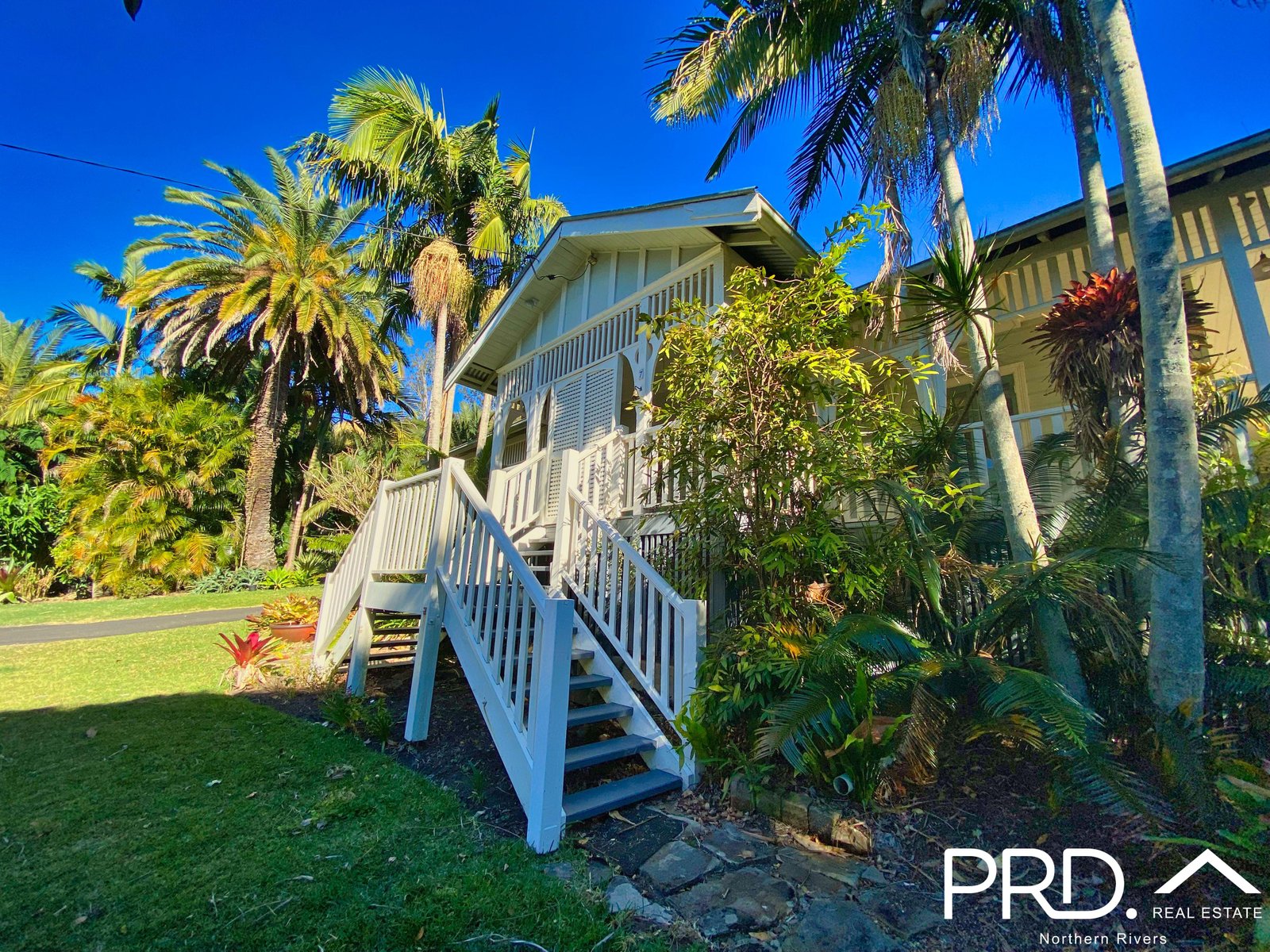 7 Darsham Street GIRARDS HILL 25