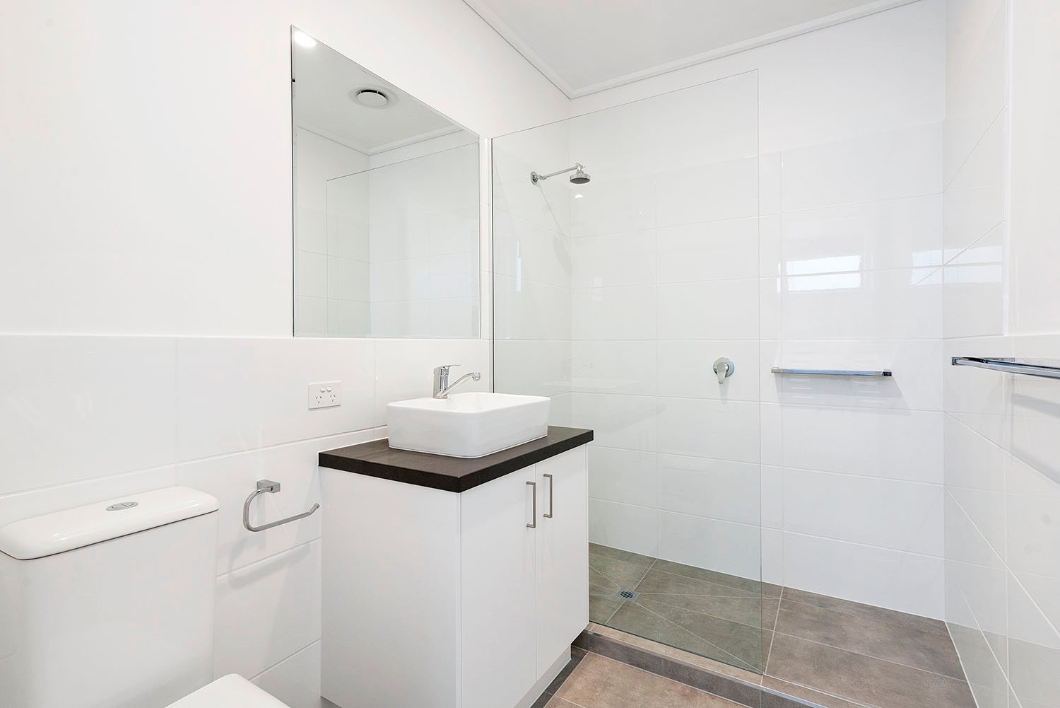 Gallery: 7 Davie Lane