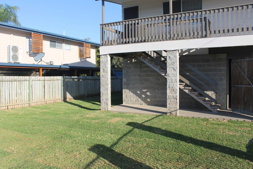 7 Davina Street BOYNE ISLAND 15