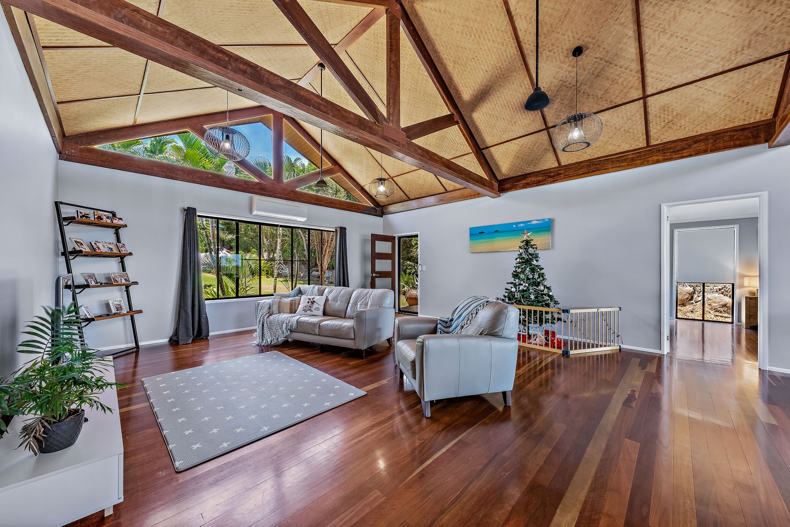 7 Daydream Court CANNONVALE 2