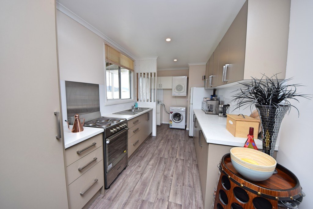 7 Dempster Street CLAREMONT 6