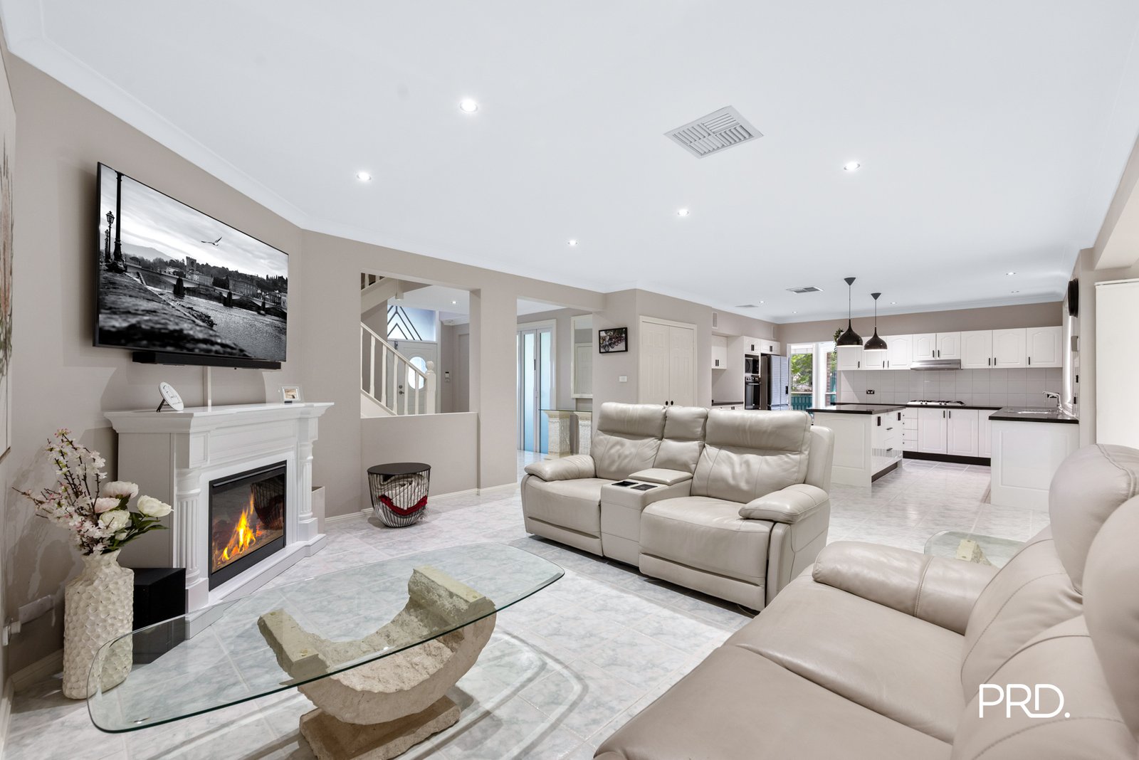 7 Devaney Avenue GLENMORE PARK 4