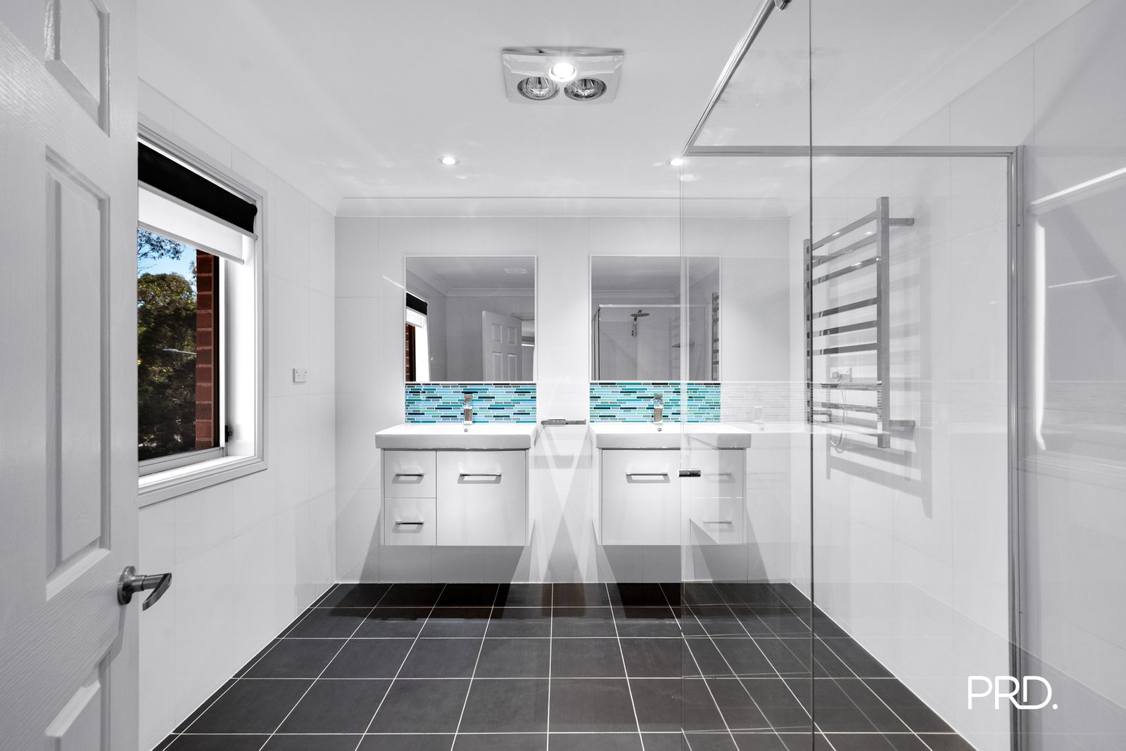 7 Devaney Avenue GLENMORE PARK 13