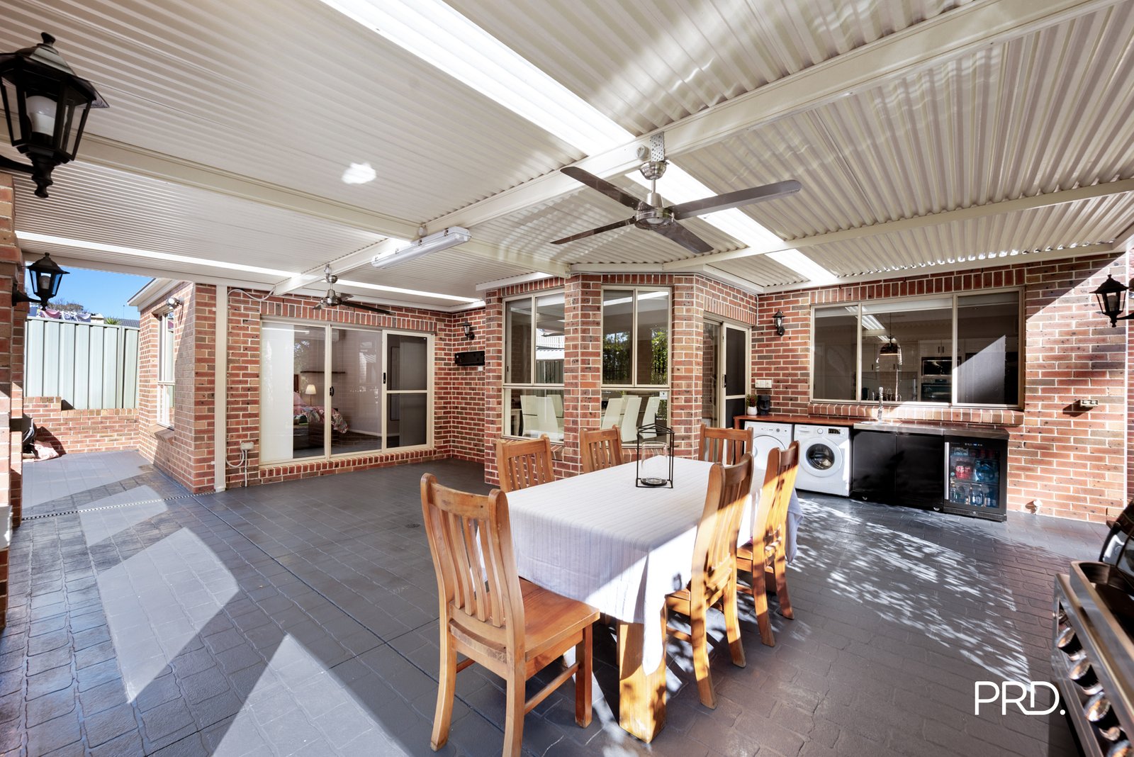 7 Devaney Avenue GLENMORE PARK 14