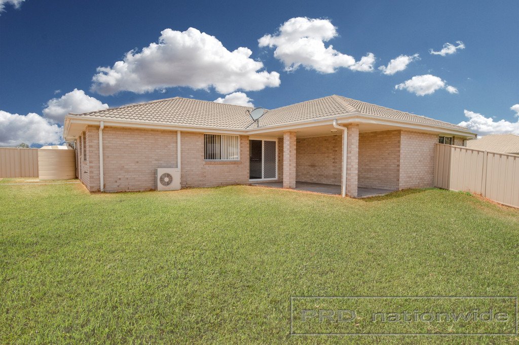 7 Devon st  GRETA 15