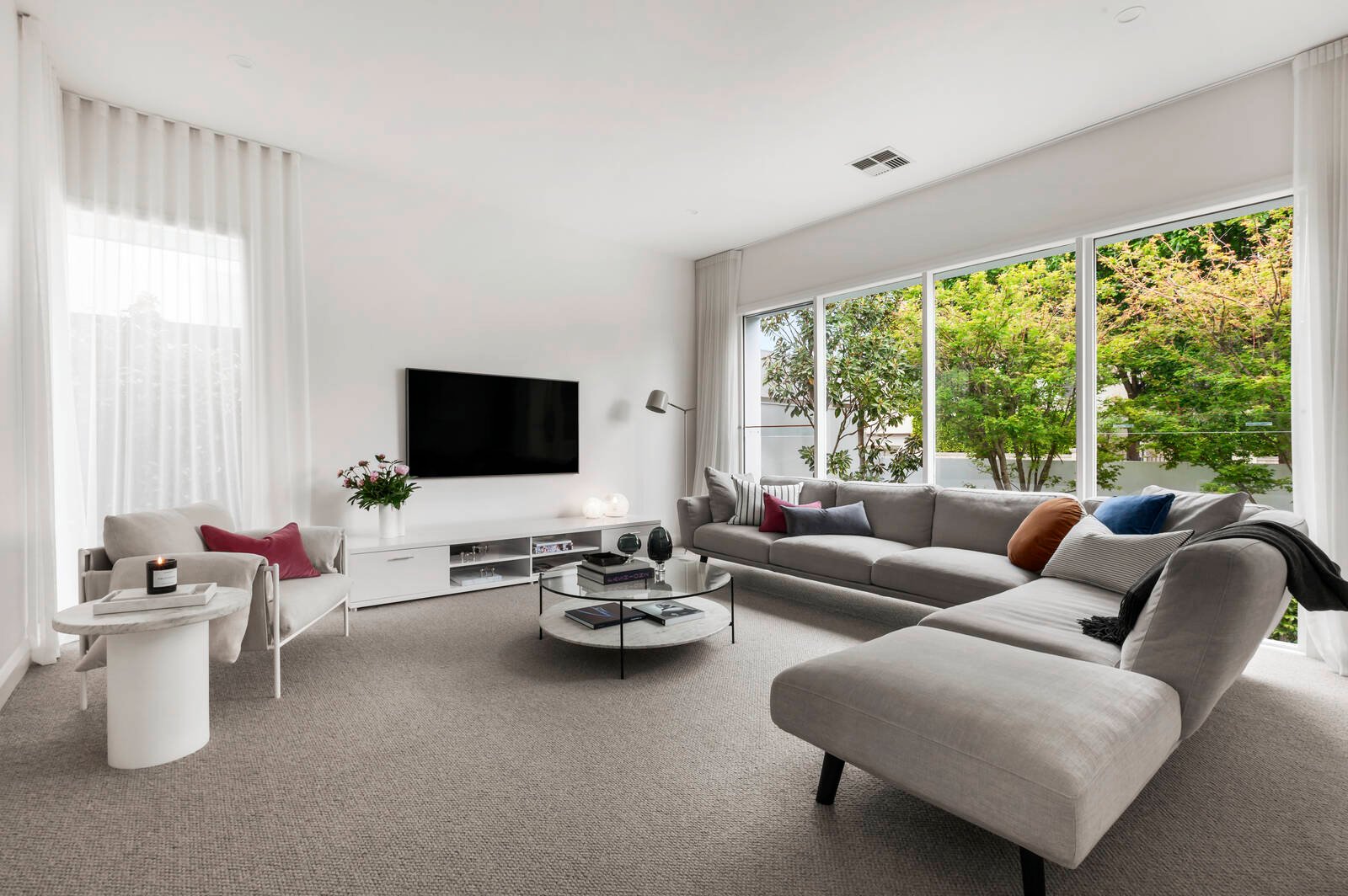 Real Estate and Property in 7 Devorgilla Avenue, Toorak, VIC