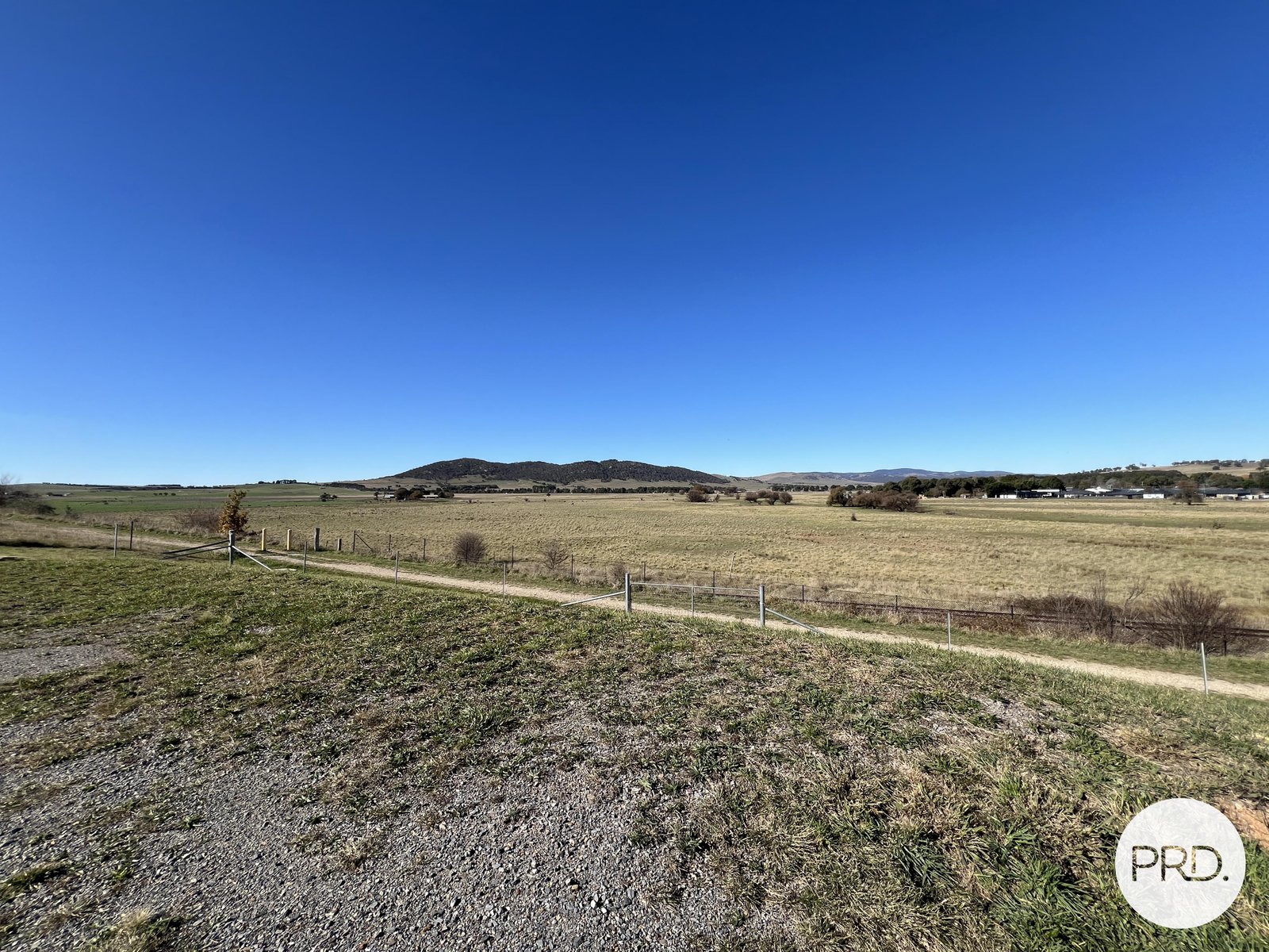 7 Donoghoe Place BUNGENDORE 26