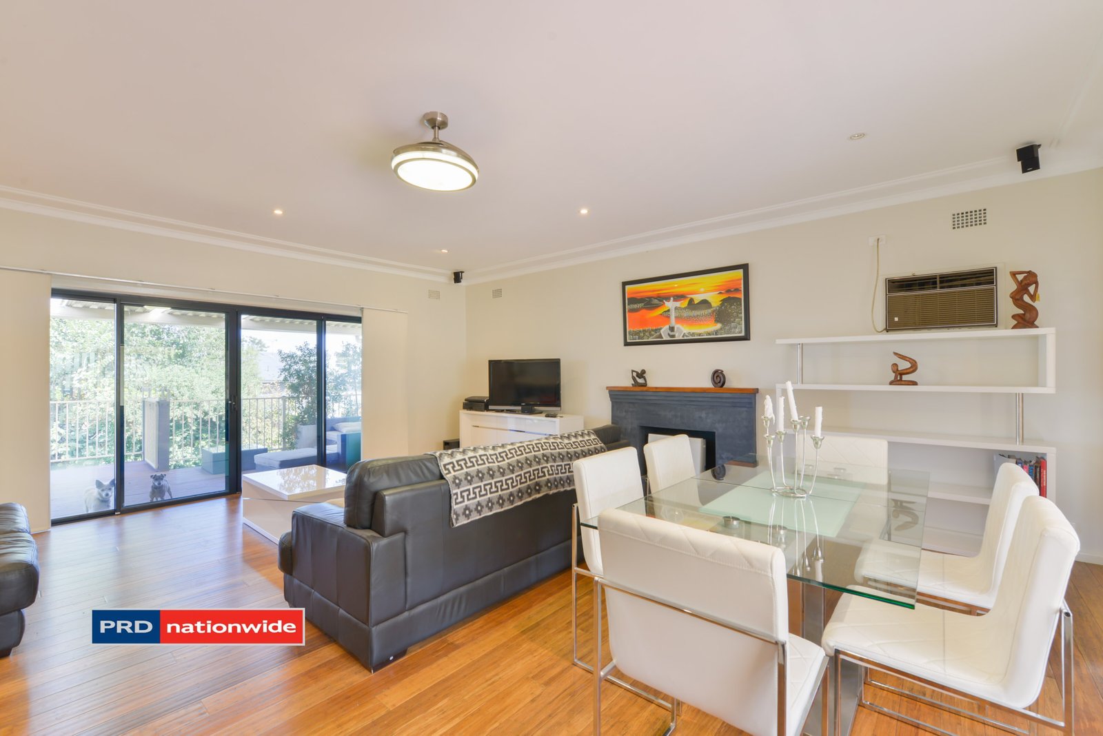 7 Douglas Avenue TAMWORTH 7
