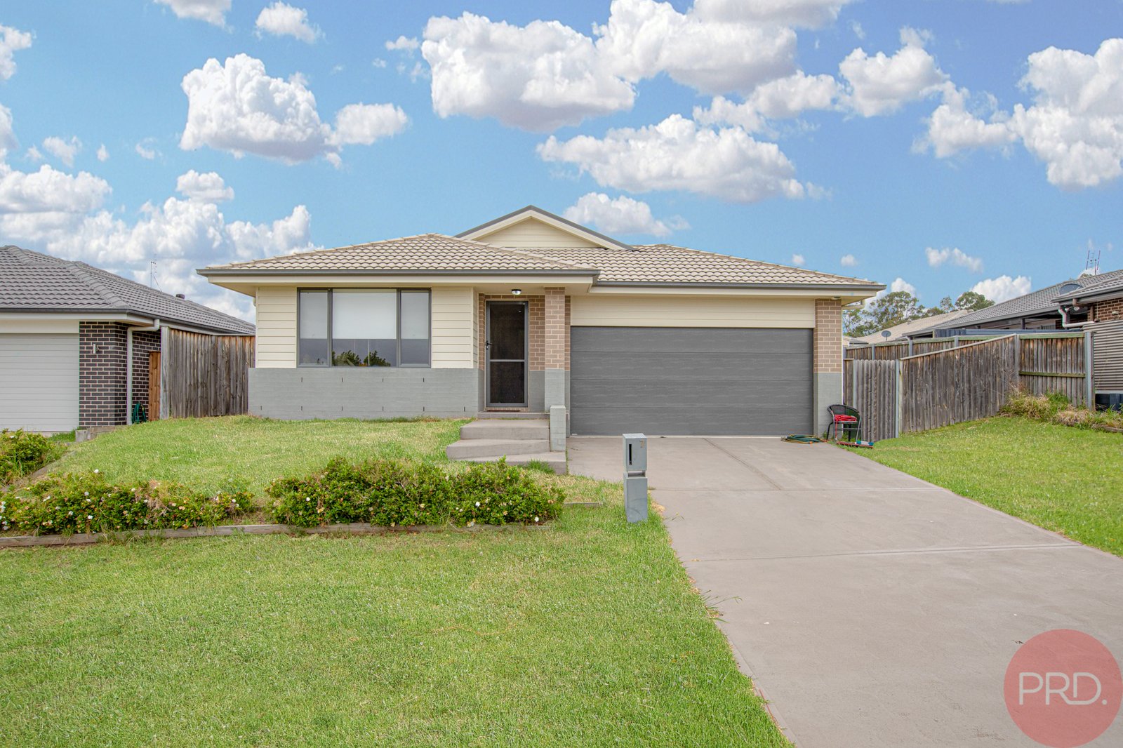 7 Dove Street ABERGLASSLYN 1