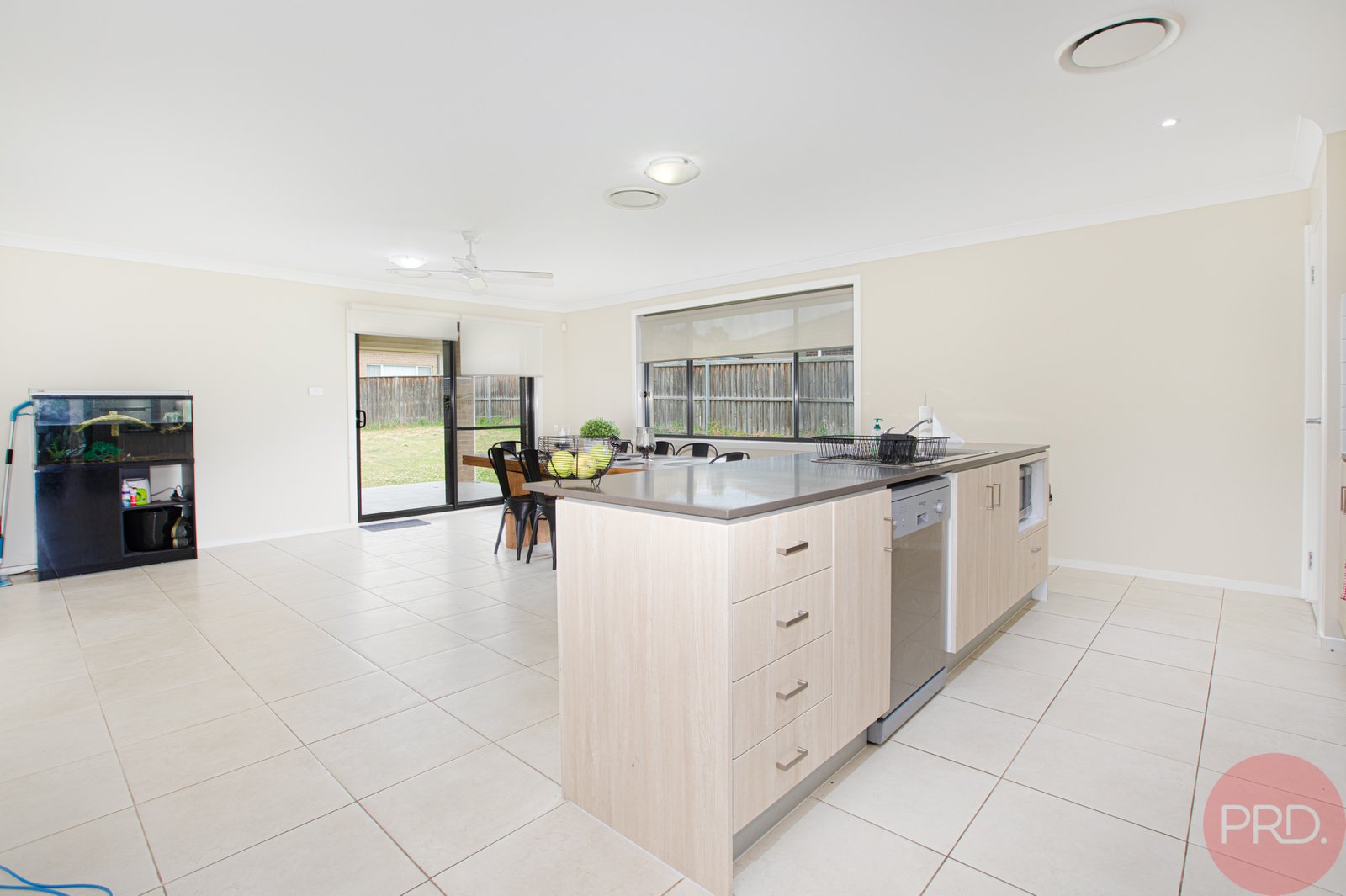 7 Dove Street ABERGLASSLYN 3