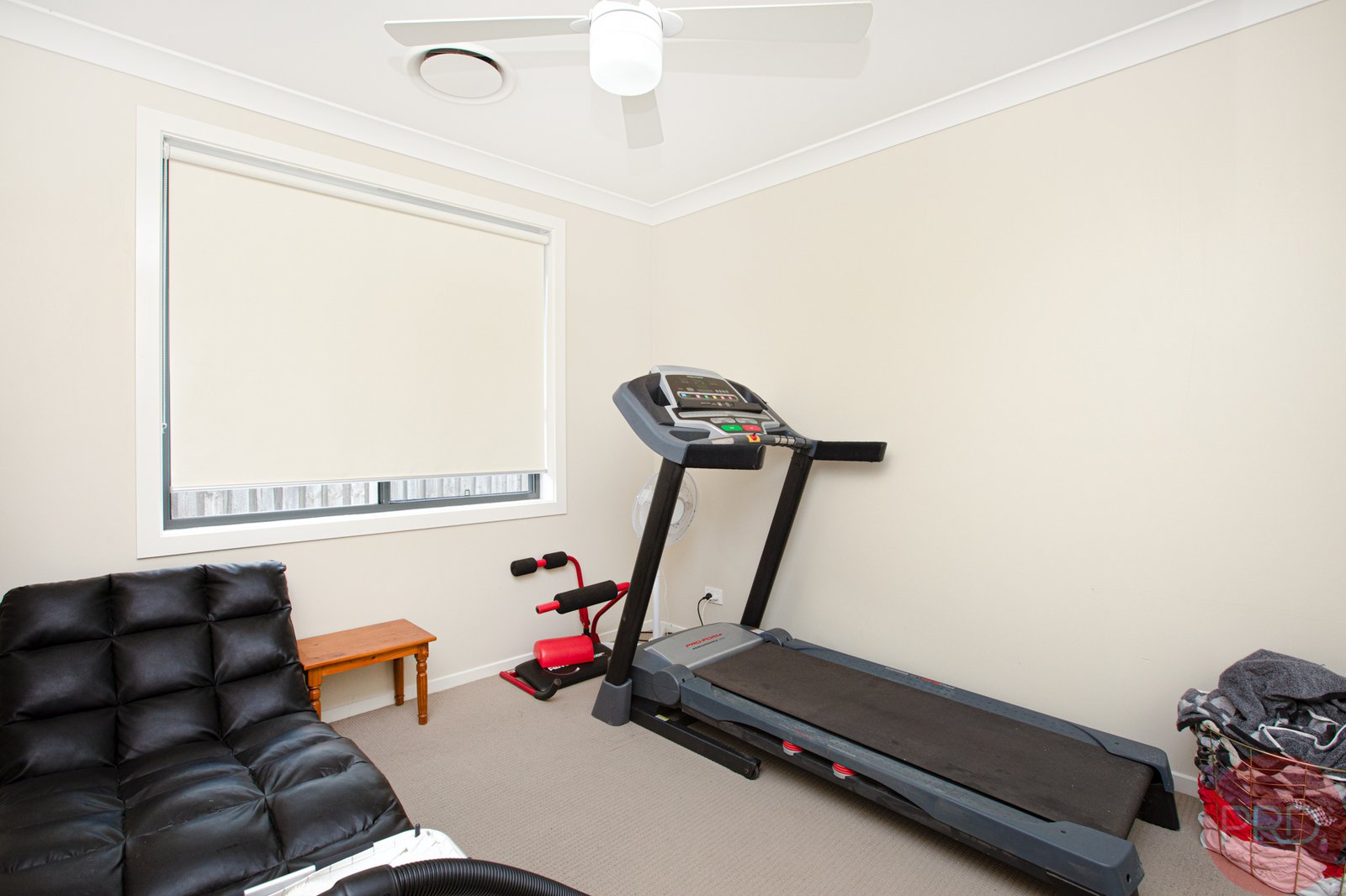 7 Dove Street ABERGLASSLYN 11