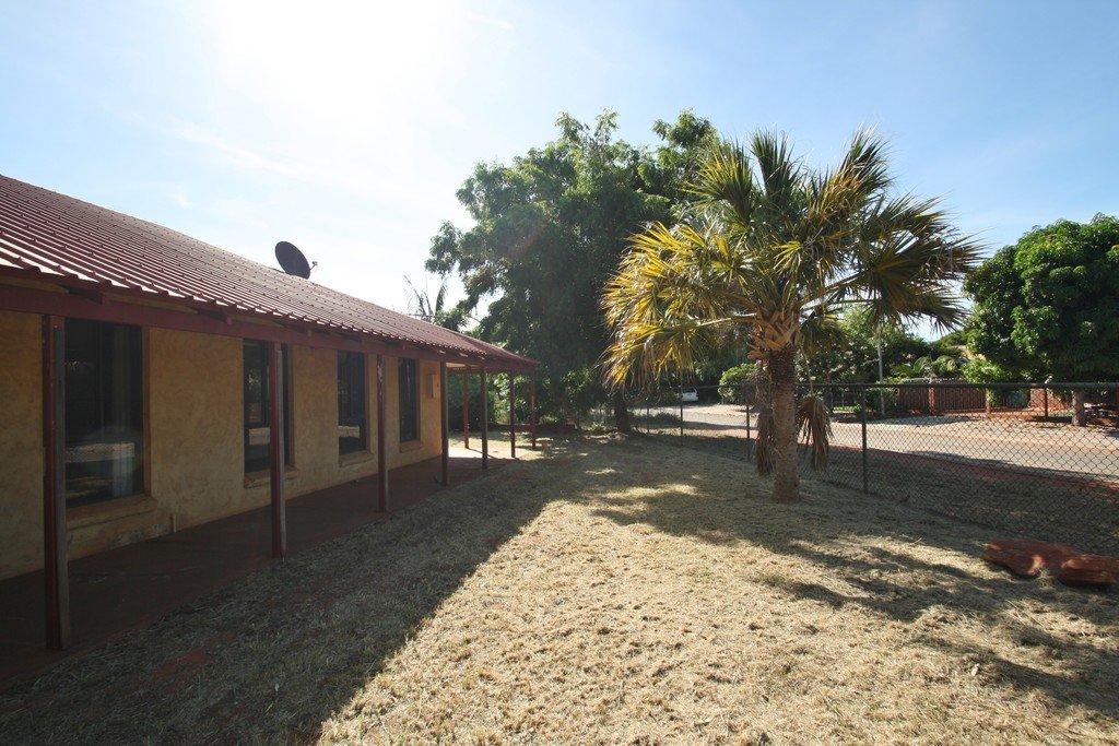 7 Drummond Place CABLE BEACH 1