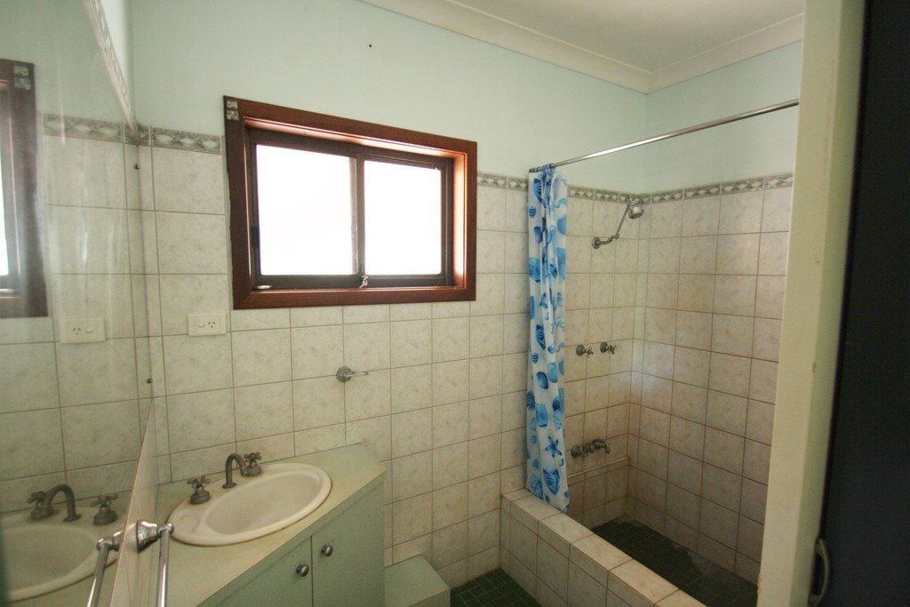 7 Drummond Place CABLE BEACH 4