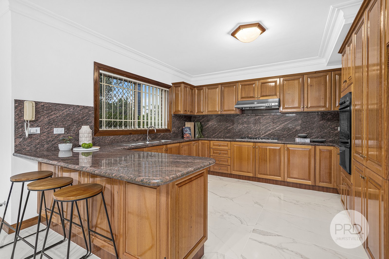 7 Dudley Street HURSTVILLE 4