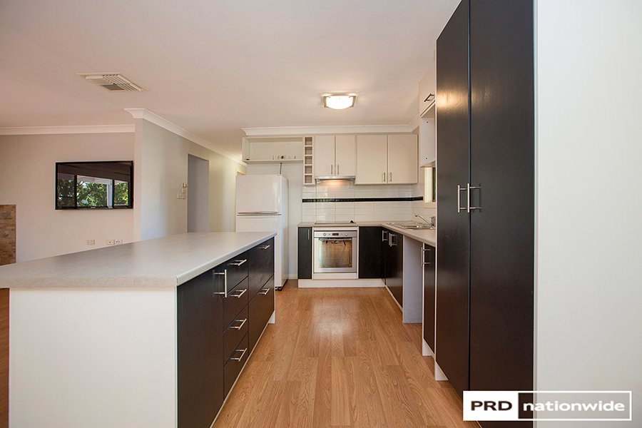 7 Duncan Street WOOLOMIN 2