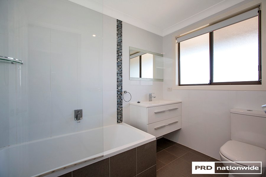 7 Duncan Street WOOLOMIN 11