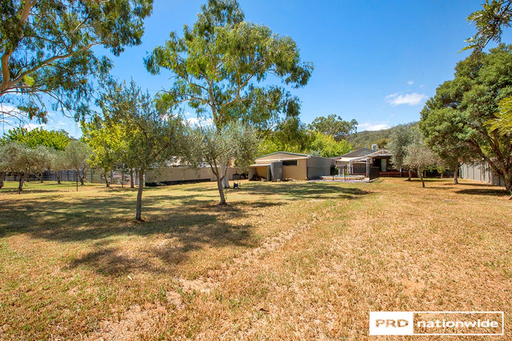 7 Duncan Street WOOLOMIN 19