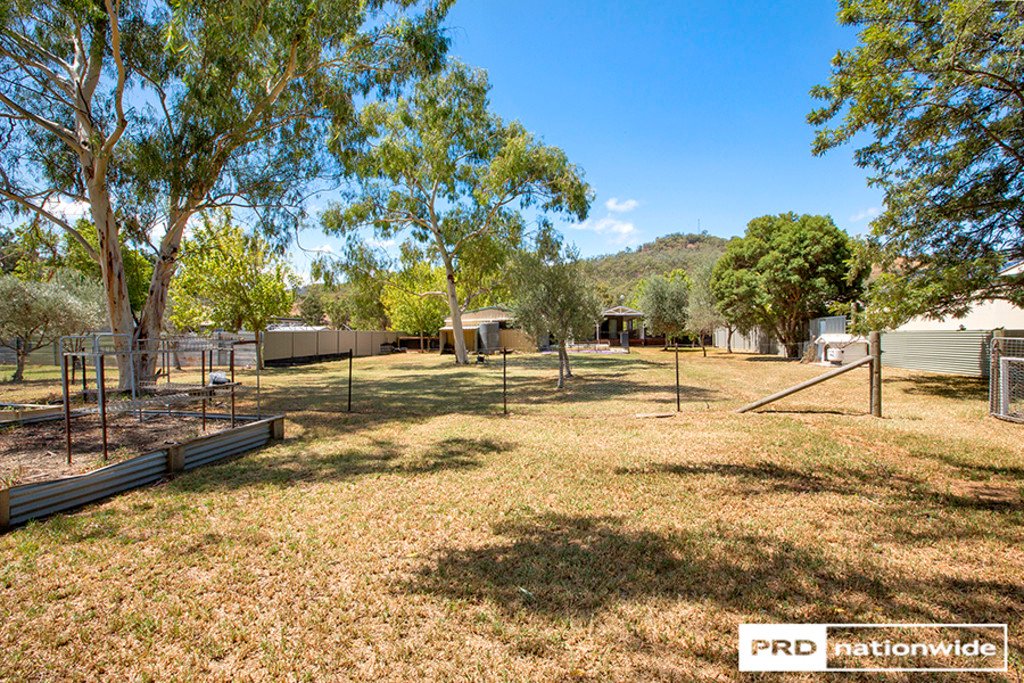 7 Duncan Street WOOLOMIN 20