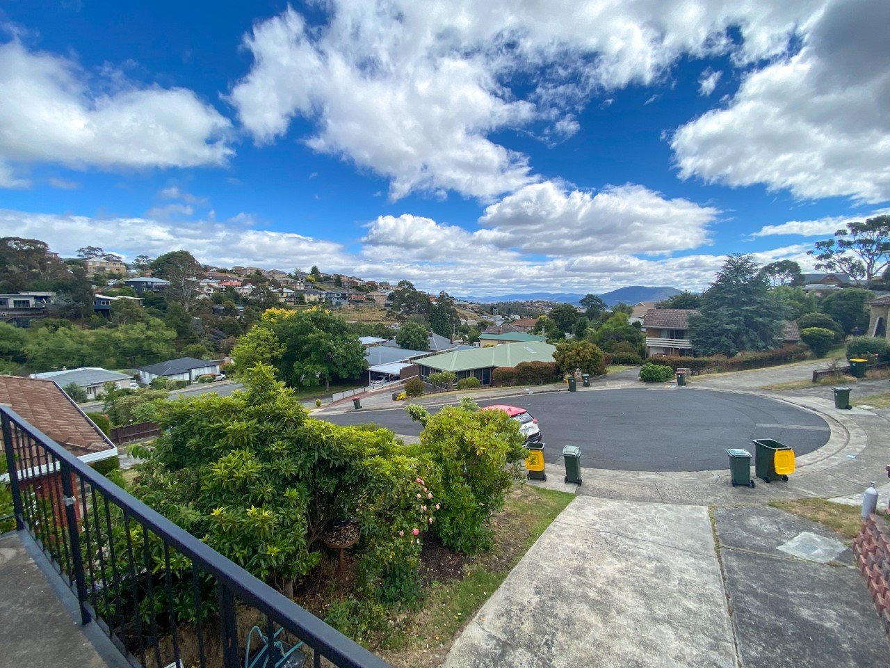 7 Dundas Court LENAH VALLEY 17