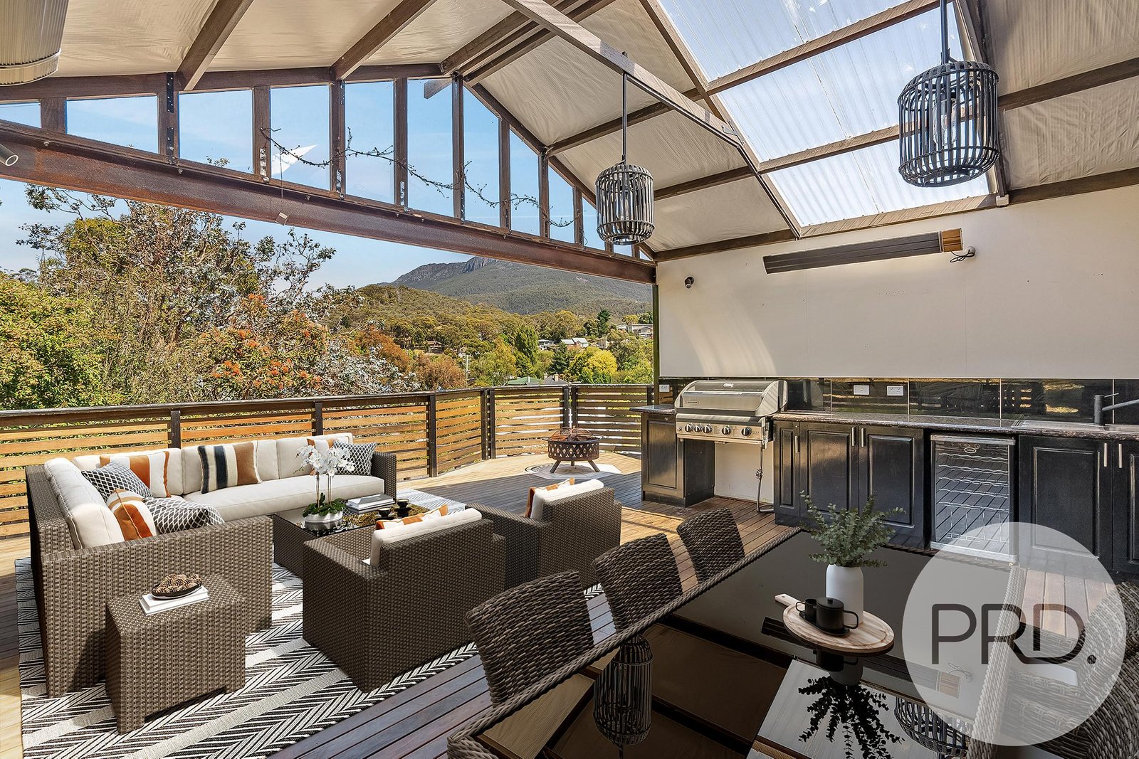 7 Dundas Court LENAH VALLEY 1