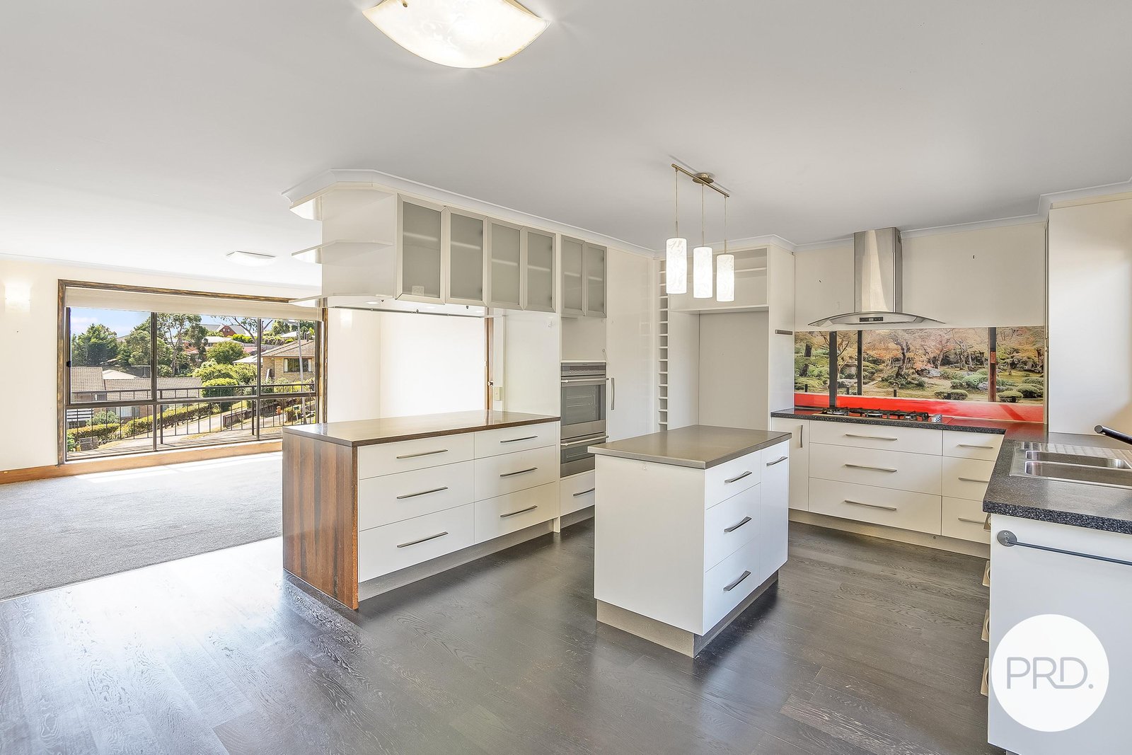 7 Dundas Court LENAH VALLEY 2