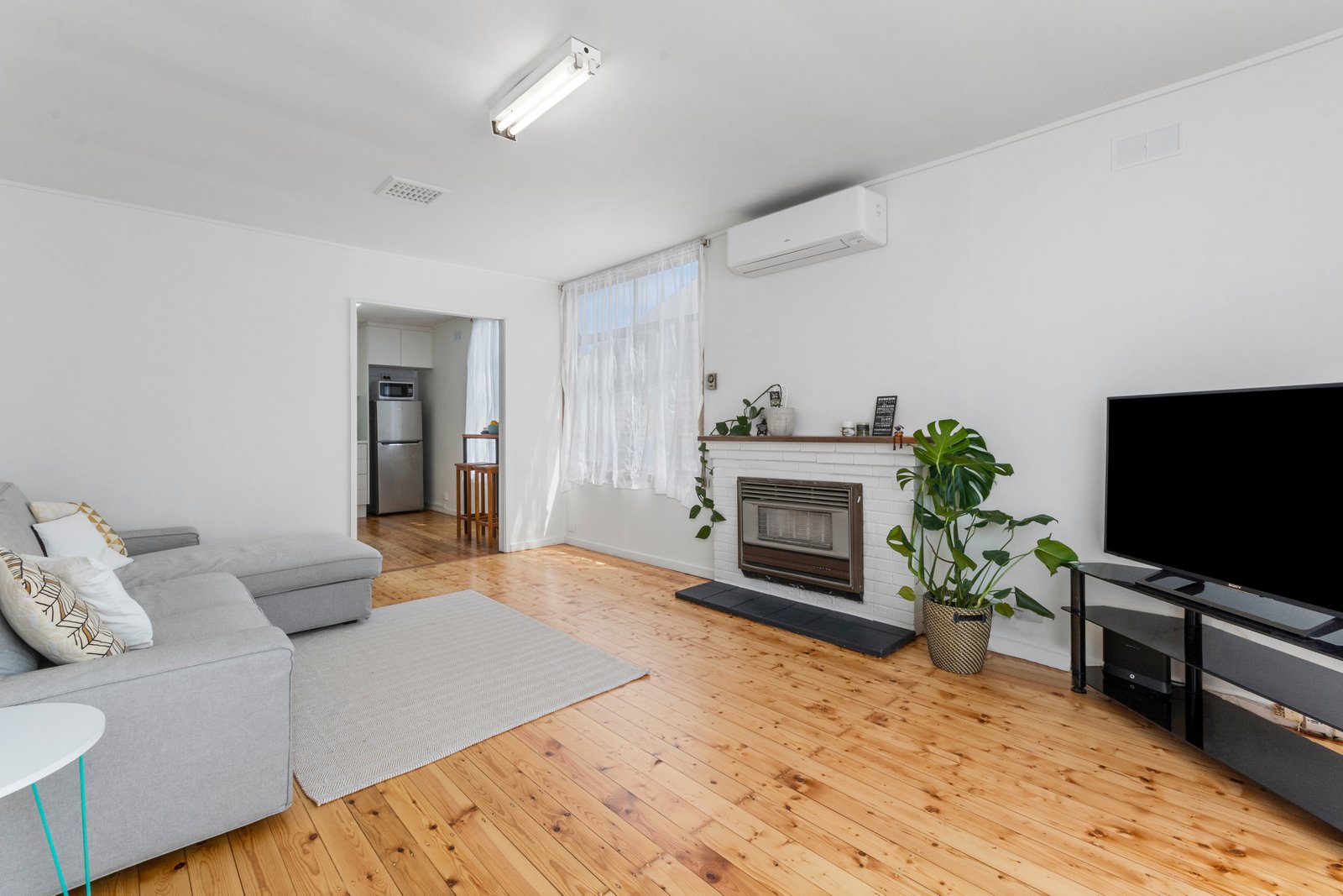 Gallery: 7 Dundas Street