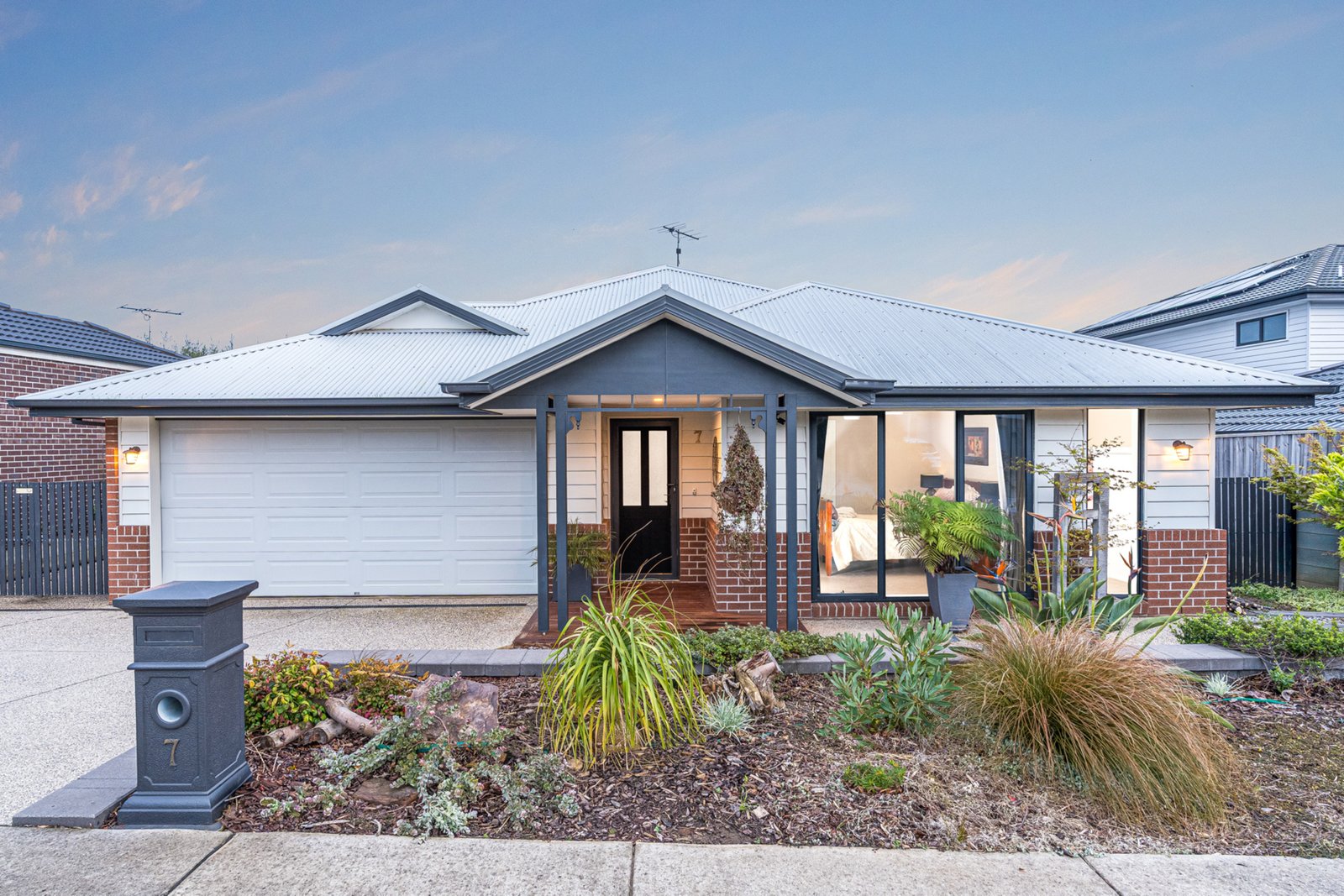 Gallery: 7 Eaglesnest Drive